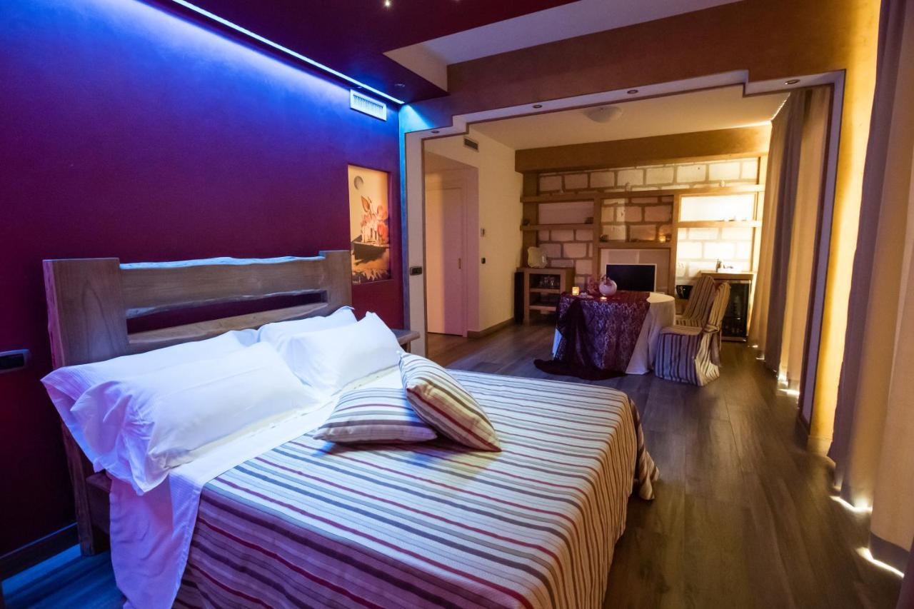 פאלמי Caposperone Resort מראה חיצוני תמונה