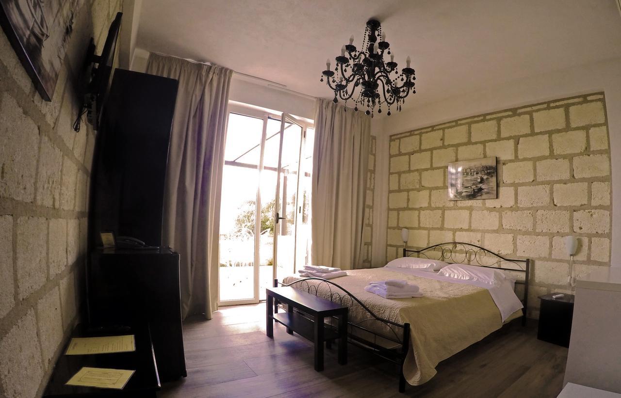 פאלמי Caposperone Resort מראה חיצוני תמונה