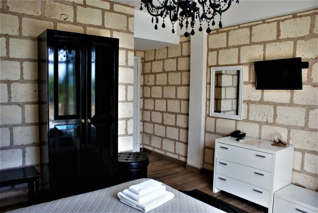 פאלמי Caposperone Resort מראה חיצוני תמונה