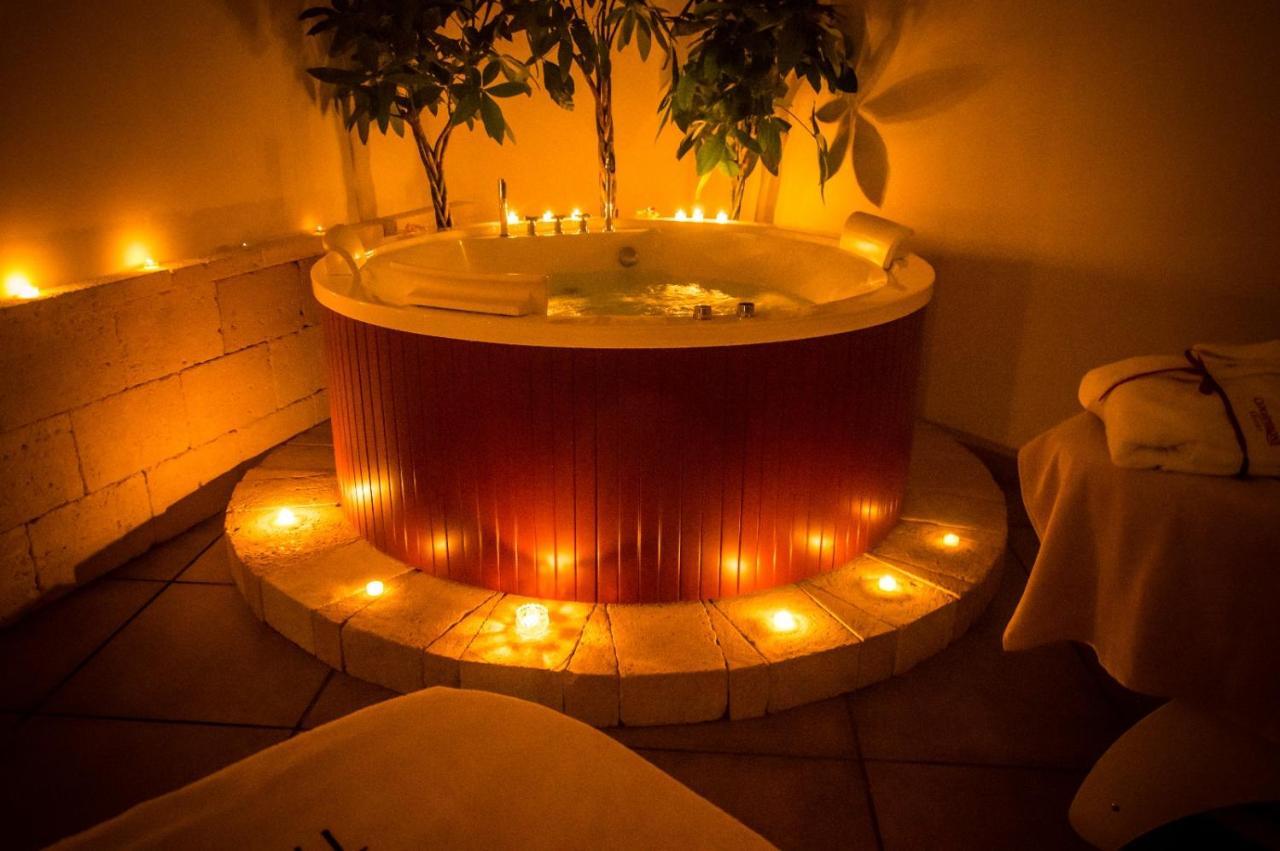 פאלמי Caposperone Resort מראה חיצוני תמונה