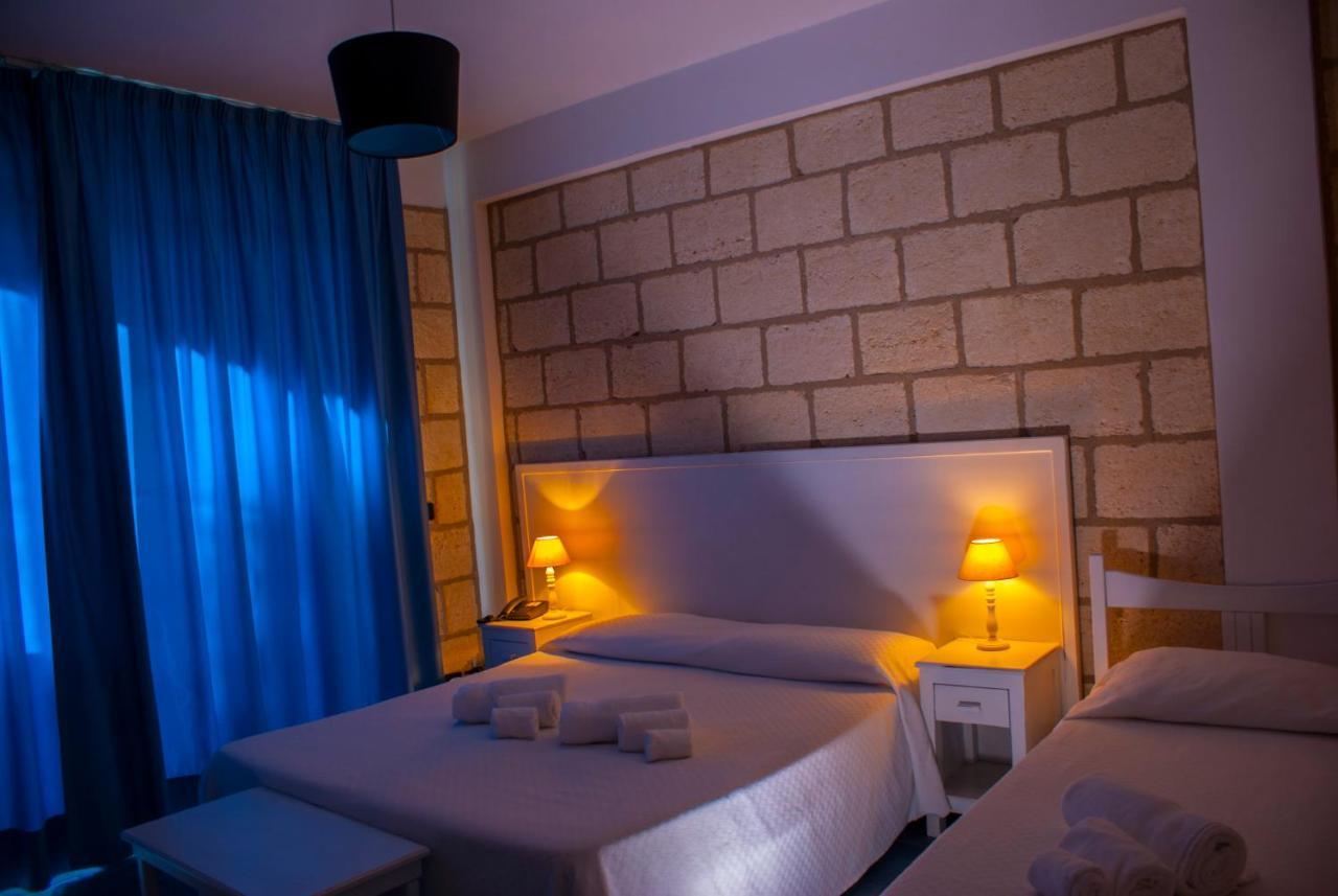 פאלמי Caposperone Resort מראה חיצוני תמונה