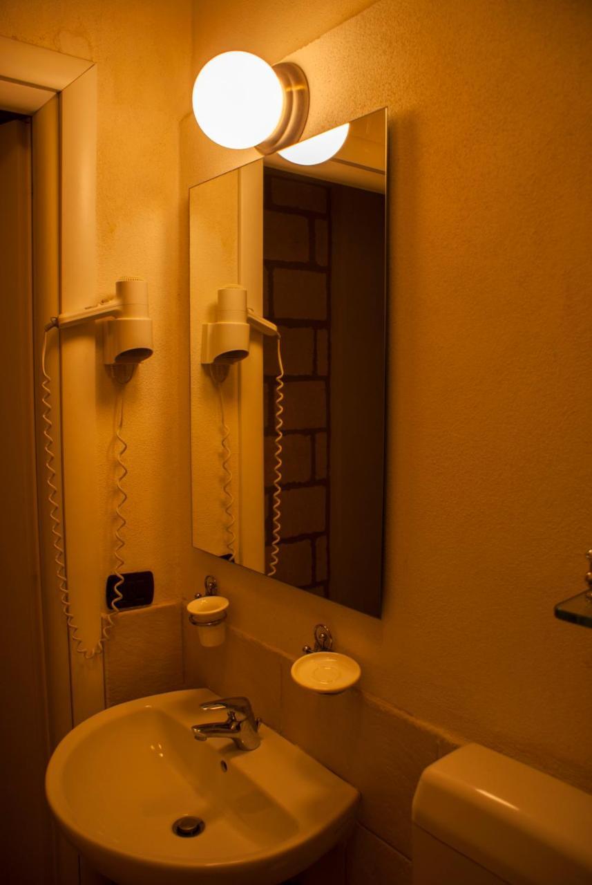 פאלמי Caposperone Resort מראה חיצוני תמונה